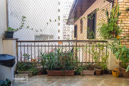 Casa à venda com 230m², 4 quartos e 3 vagasVaranda