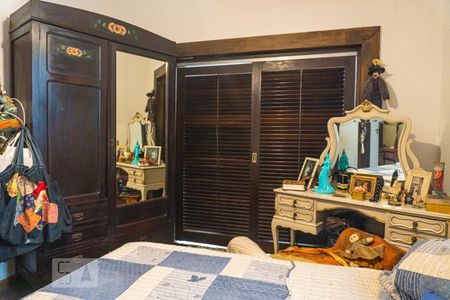 Casa à venda com 230m², 4 quartos e 3 vagasQuarto 2