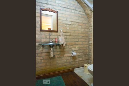 Casa à venda com 230m², 4 quartos e 3 vagasLavabo