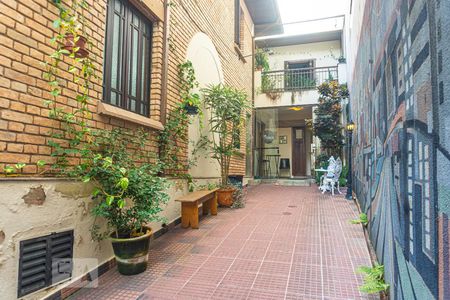 Casa à venda com 230m², 4 quartos e 3 vagasVaranda