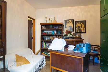 Casa à venda com 230m², 4 quartos e 3 vagasQuarto 4