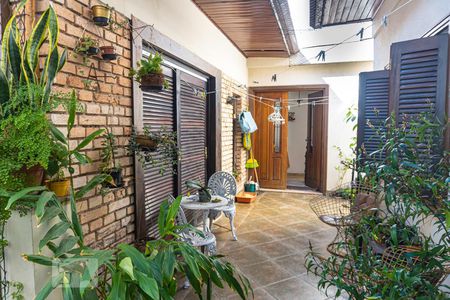 Casa à venda com 230m², 4 quartos e 3 vagasVaranda