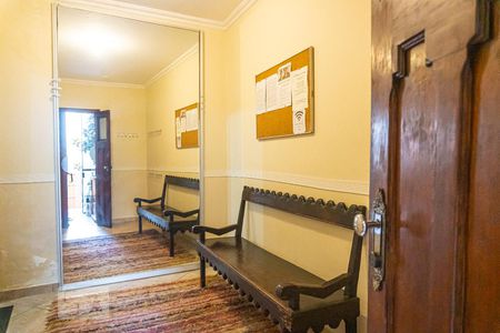 Casa à venda com 230m², 4 quartos e 3 vagasBanheiro 1