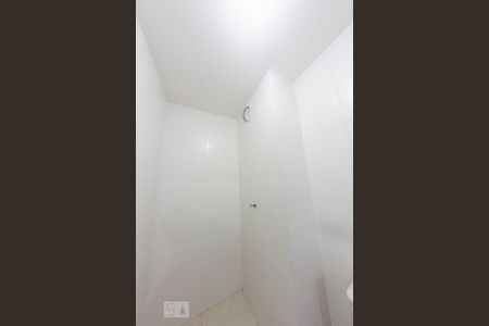 Apartamento à venda com 34m², 2 quartos e sem vagaBanheiro