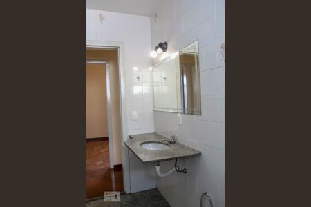 Apartamento à venda com 300m², 3 quartos e 4 vagas Apartamento à venda com 300m², 3 quartos e 4 vagasBanheiro Social