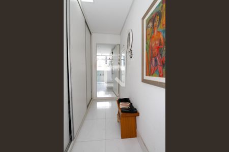 Apartamento à venda com 170m², 3 quartos e 1 vaga Apartamento à venda com 170m², 3 quartos e 1 vagaCloset da Suíte