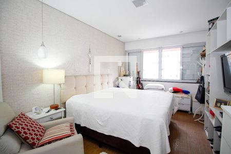 Apartamento à venda com 170m², 3 quartos e 1 vaga Apartamento à venda com 170m², 3 quartos e 1 vagaSuíte