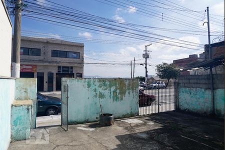 Casa à venda com 165m², 2 quartos e 2 vagas Casa à venda com 165m², 2 quartos e 2 vagasGaragem