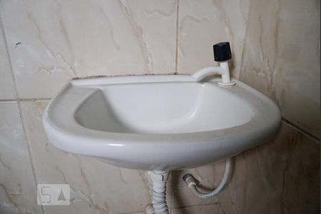 Casa à venda com 165m², 2 quartos e 2 vagas Casa à venda com 165m², 2 quartos e 2 vagasBanheiro