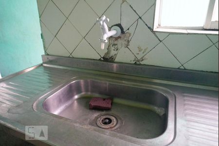 Casa à venda com 165m², 2 quartos e 2 vagas Casa à venda com 165m², 2 quartos e 2 vagasCozinha