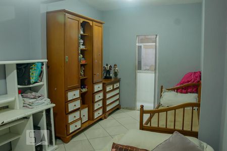 Casa à venda com 145m², 4 quartos e sem vaga Casa à venda com 145m², 4 quartos e sem vagaquarto 2 suíte