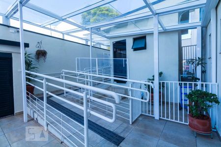 Apartamento para alugar com 45m², 1 quarto e 1 vagaFachada