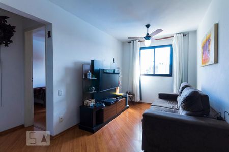 Sala de apartamento para alugar com 1 quarto, 45m² em Vila Parque Jabaquara, São Paulo