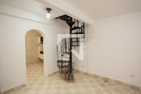 SALA de casa para alugar com 2 quartos, 70m² em Vila Romero, São Paulo