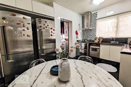 Apartamento à venda com 141m², 3 quartos e 3 vagas Apartamento à venda com 141m², 3 quartos e 3 vagasCozinha