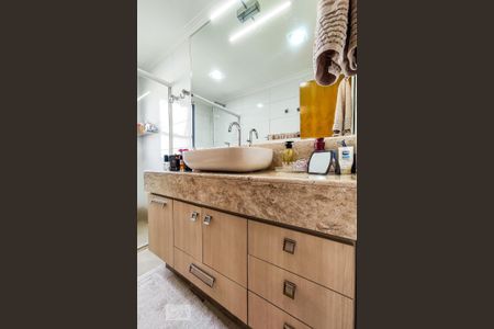 Apartamento à venda com 141m², 3 quartos e 3 vagas Apartamento à venda com 141m², 3 quartos e 3 vagasBanheiro da Suíte