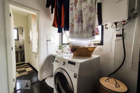 Apartamento à venda com 141m², 3 quartos e 3 vagas Apartamento à venda com 141m², 3 quartos e 3 vagasÁrea de Serviço