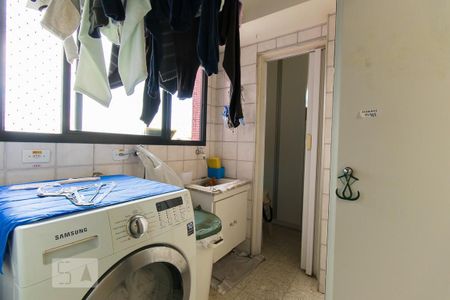 Apartamento à venda com 125m², 4 quartos e 3 vagasLavanderia 