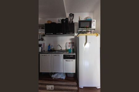 Apartamento à venda com 47m², 2 quartos e 1 vagaCozinha e Área de Serviço