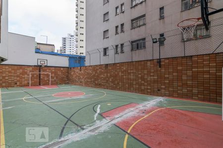 Apartamento à venda com 176m², 4 quartos e 3 vagas Apartamento à venda com 176m², 4 quartos e 3 vagasQuadra