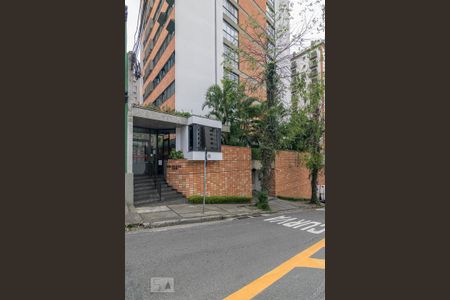 Apartamento à venda com 176m², 4 quartos e 3 vagas Apartamento à venda com 176m², 4 quartos e 3 vagasFachada