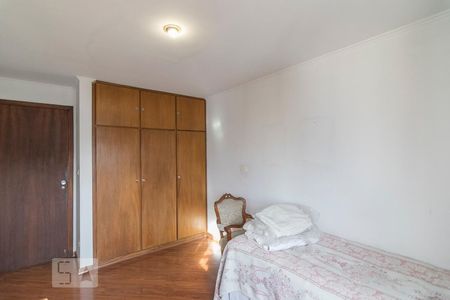 Apartamento à venda com 176m², 4 quartos e 3 vagas Apartamento à venda com 176m², 4 quartos e 3 vagasQuarto 2