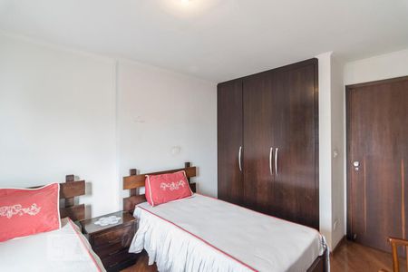 Apartamento à venda com 176m², 4 quartos e 3 vagas Apartamento à venda com 176m², 4 quartos e 3 vagasQuarto 3