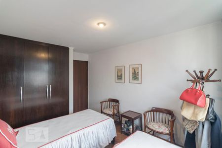 Apartamento à venda com 176m², 4 quartos e 3 vagas Apartamento à venda com 176m², 4 quartos e 3 vagasQuarto 3