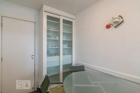 Apartamento à venda com 176m², 4 quartos e 3 vagas Apartamento à venda com 176m², 4 quartos e 3 vagasCopa