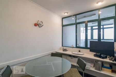 Apartamento à venda com 176m², 4 quartos e 3 vagas Apartamento à venda com 176m², 4 quartos e 3 vagasCopa