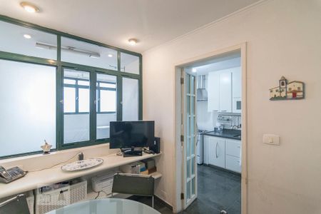 Apartamento à venda com 176m², 4 quartos e 3 vagas Apartamento à venda com 176m², 4 quartos e 3 vagasCopa