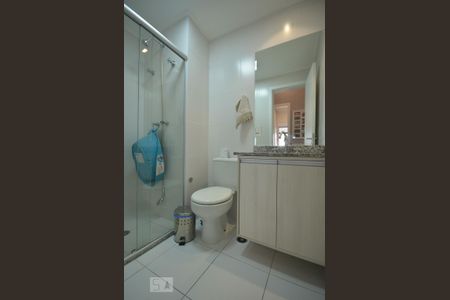 Apartamento à venda com 82m², 2 quartos e 1 vagaBanheiro Social