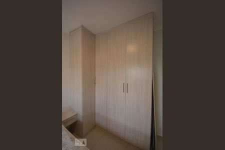 Apartamento à venda com 82m², 2 quartos e 1 vagaQuarto 2