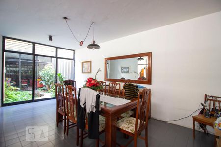 Casa à venda com 330m², 3 quartos e 2 vagasSala de Jantar