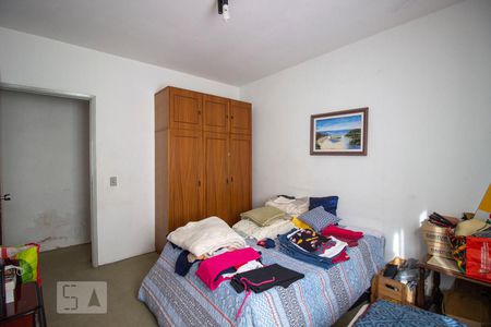 Casa à venda com 330m², 3 quartos e 2 vagasQuarto 2