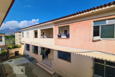 Vista de apartamento para alugar com 2 quartos, 56m² em Encantado, Rio de Janeiro