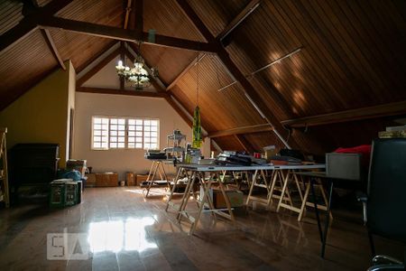 Casa à venda com 475m², 4 quartos e 5 vagasSótão