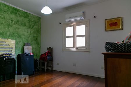 Casa à venda com 475m², 4 quartos e 5 vagasSuíte 3