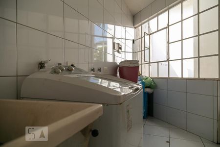 Casa à venda com 475m², 4 quartos e 5 vagasÁrea de serviço