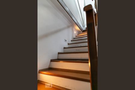 Casa à venda com 475m², 4 quartos e 5 vagasCasa anexa - Acesso 3º piso