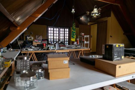 Casa à venda com 475m², 4 quartos e 5 vagasSótão