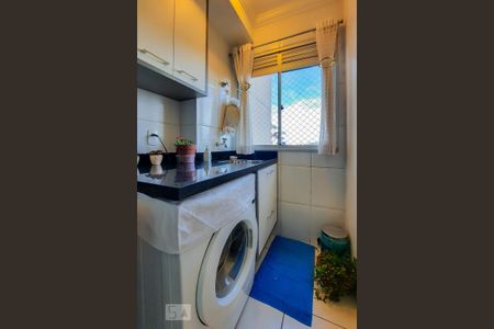 Apartamento à venda com 60m², 2 quartos e 1 vagaÁrea de Serviço