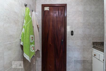 Apartamento à venda com 200m², 3 quartos e 4 vagas Apartamento à venda com 200m², 3 quartos e 4 vagasBanheiro