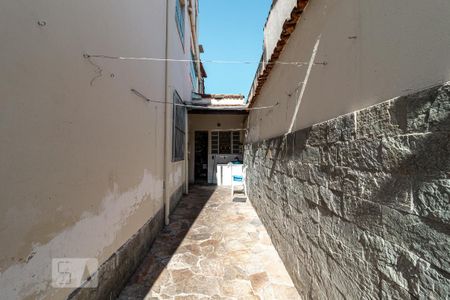 Apartamento à venda com 200m², 3 quartos e 4 vagas Apartamento à venda com 200m², 3 quartos e 4 vagasCorredor externo