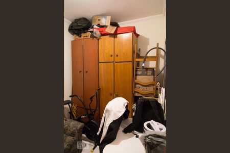 Casa à venda com 315m², 4 quartos e 5 vagas Casa à venda com 315m², 4 quartos e 5 vagasQuarto de Serviço