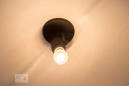 Casa à venda com 315m², 4 quartos e 5 vagas Casa à venda com 315m², 4 quartos e 5 vagasEscritório