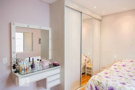 Casa à venda com 315m², 4 quartos e 5 vagas Casa à venda com 315m², 4 quartos e 5 vagasQuarto 1