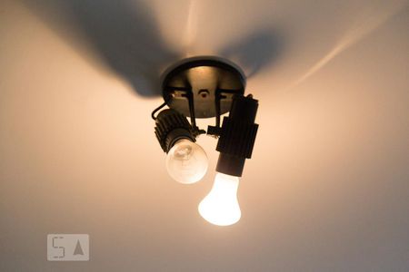 Casa à venda com 315m², 4 quartos e 5 vagas Casa à venda com 315m², 4 quartos e 5 vagasQuarto 2