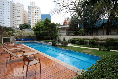 Apartamento para alugar com 45m², 1 quarto e 1 vagaPiscina