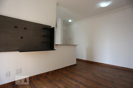 Sala de apartamento para alugar com 2 quartos, 50m² em Metalúrgicos, Osasco